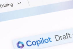 Microsoft 365 Copilot 启动以通过 AI 自动化工作